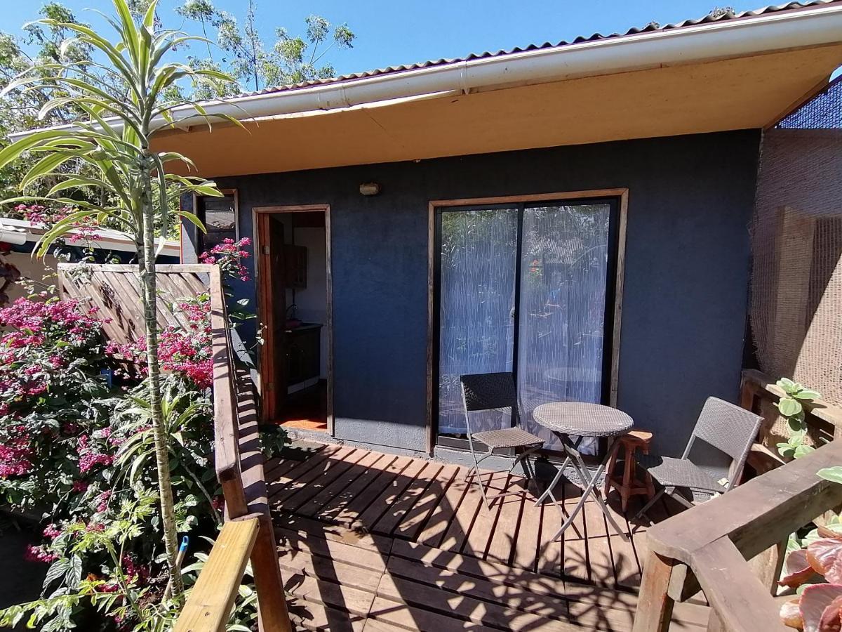 Tuava Lodge Hanga Roa Exterior foto